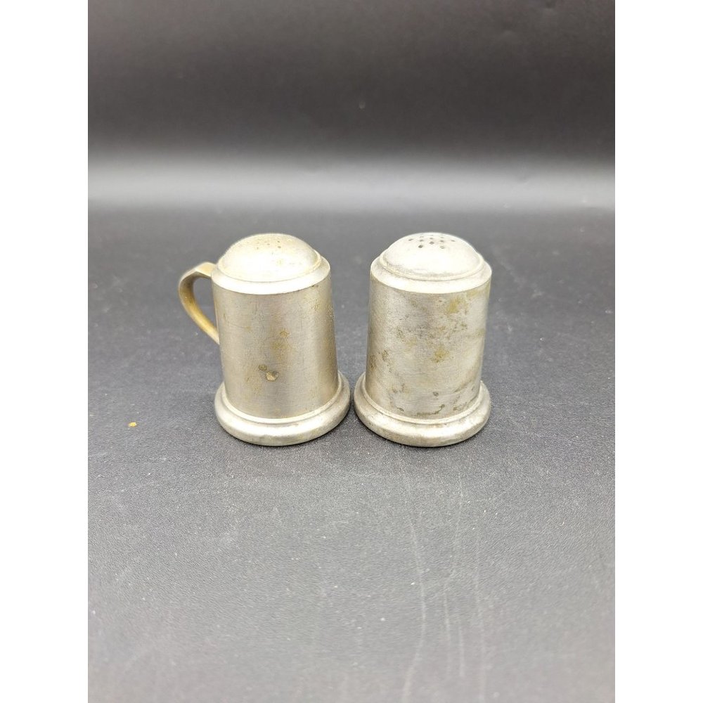 VINTAGE WEB PEWTER 1121 SALT & PEPPER SHAKERS SET WITH HANDLES SEE DESCRIPTION